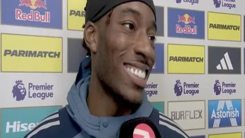 5月11日CBA季后赛：辽粤巅峰对决，经典瞬间回顾